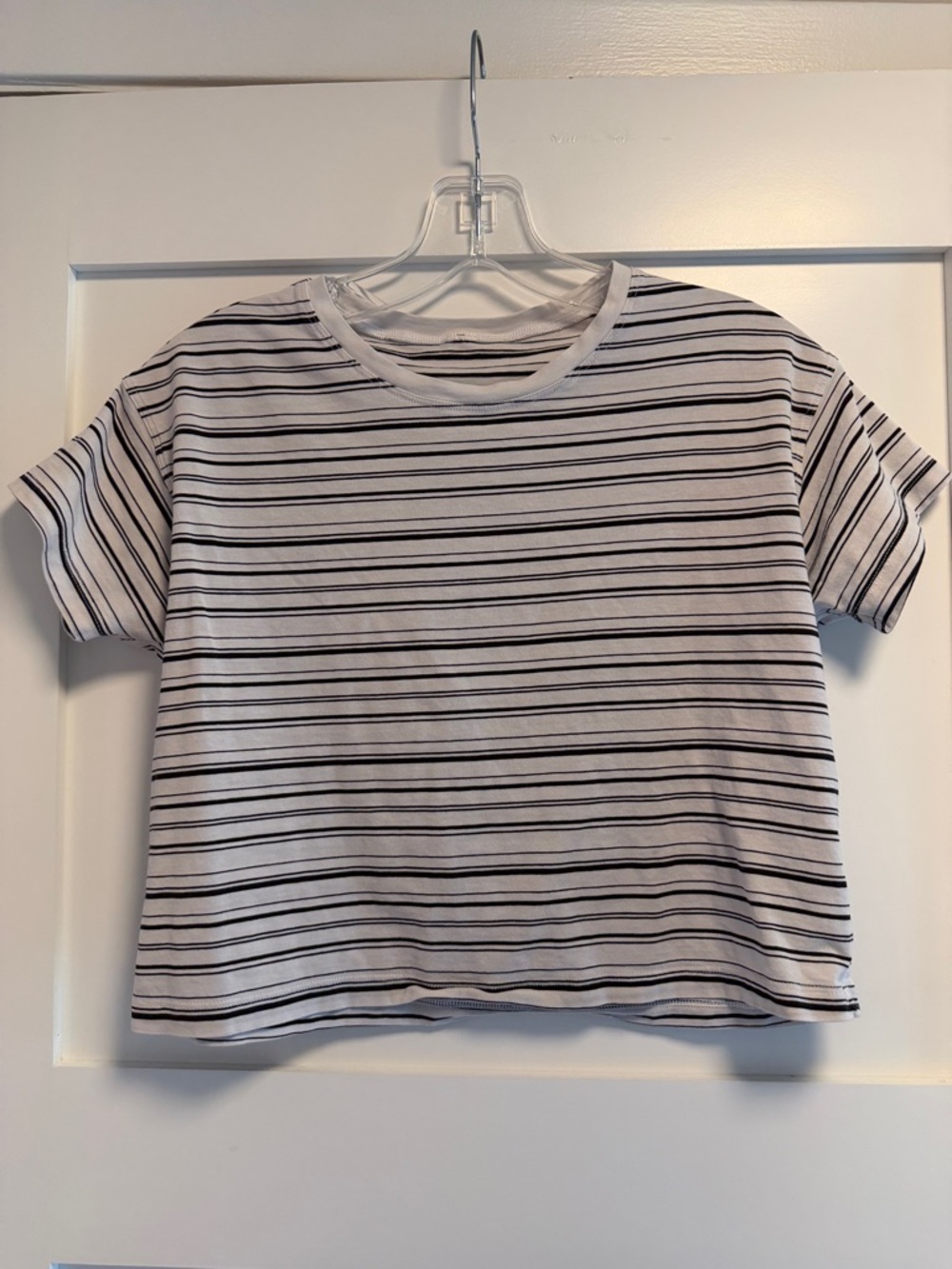 Striped Crewneck Crop Tee - White & Black